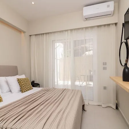 Selozia * Zakynthos Town